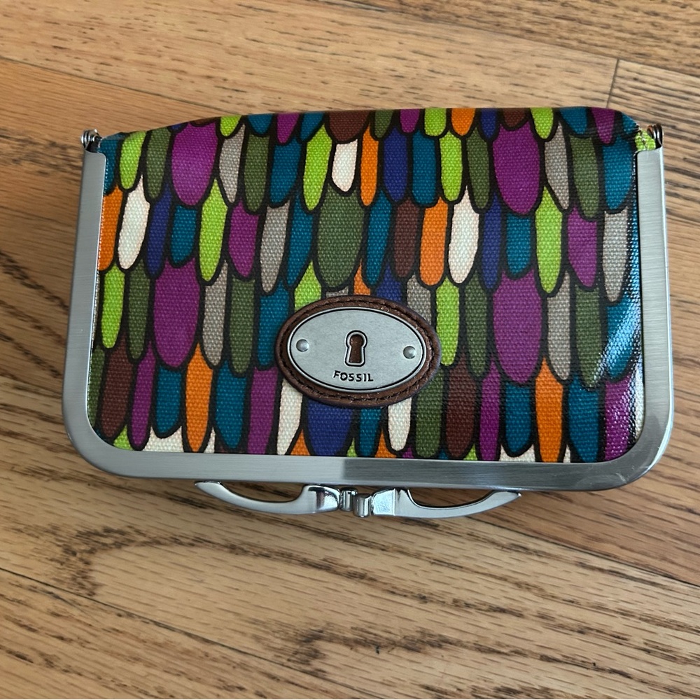 Fossil Retro-Inspired Multicolor Wristlet Clutch